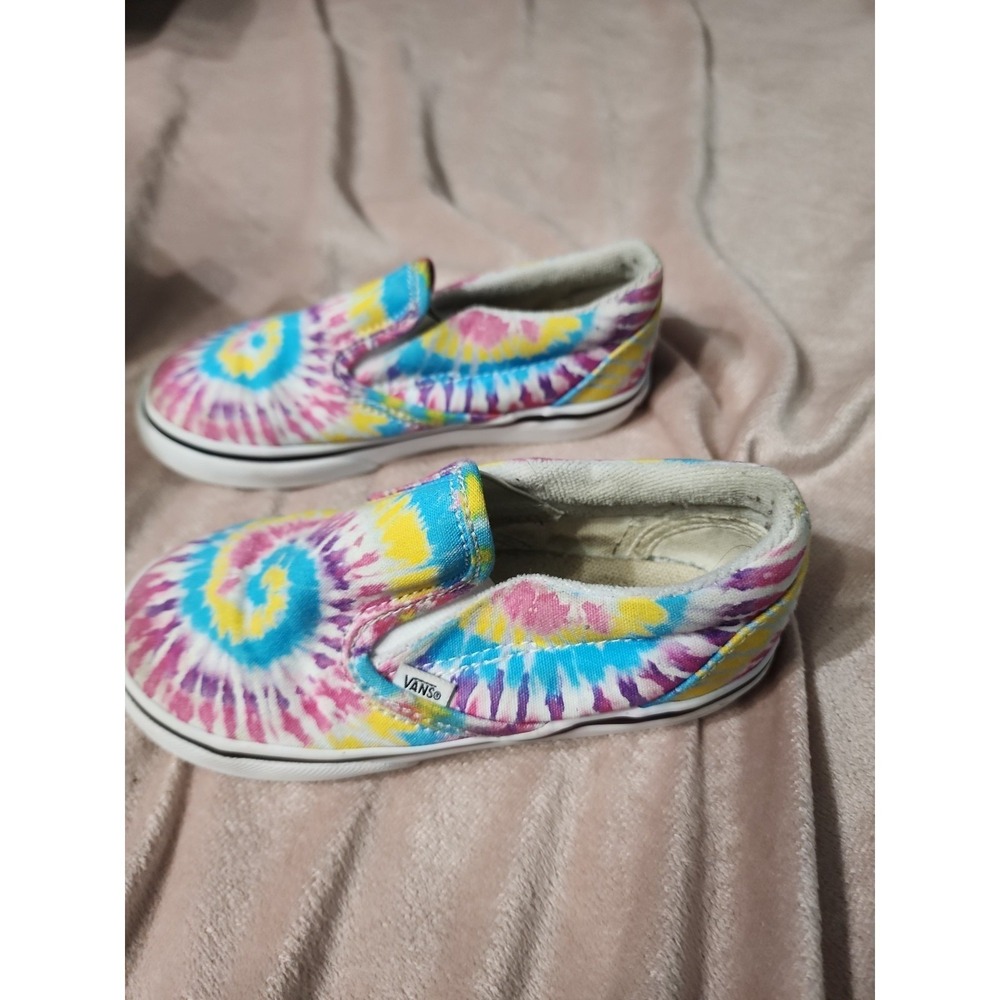 Vans - Picture 2 of 4